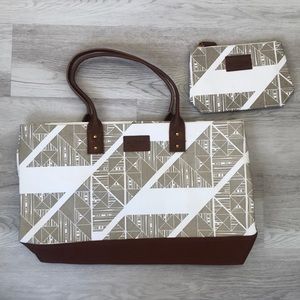 Aloha modern tote bag with hand bag tribal- NWOT